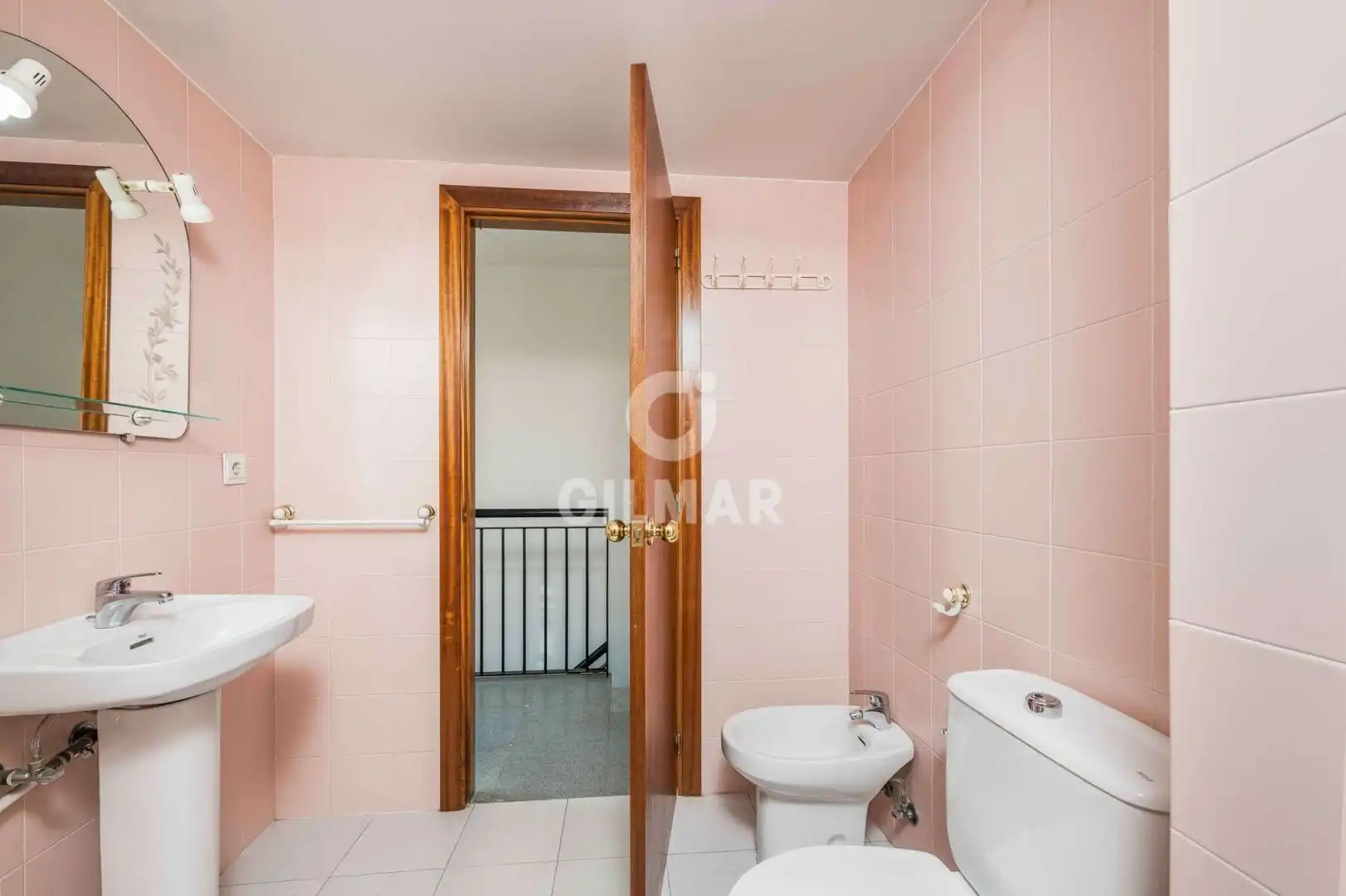 Detached homes for sale in El Cano - Los Bermejales
