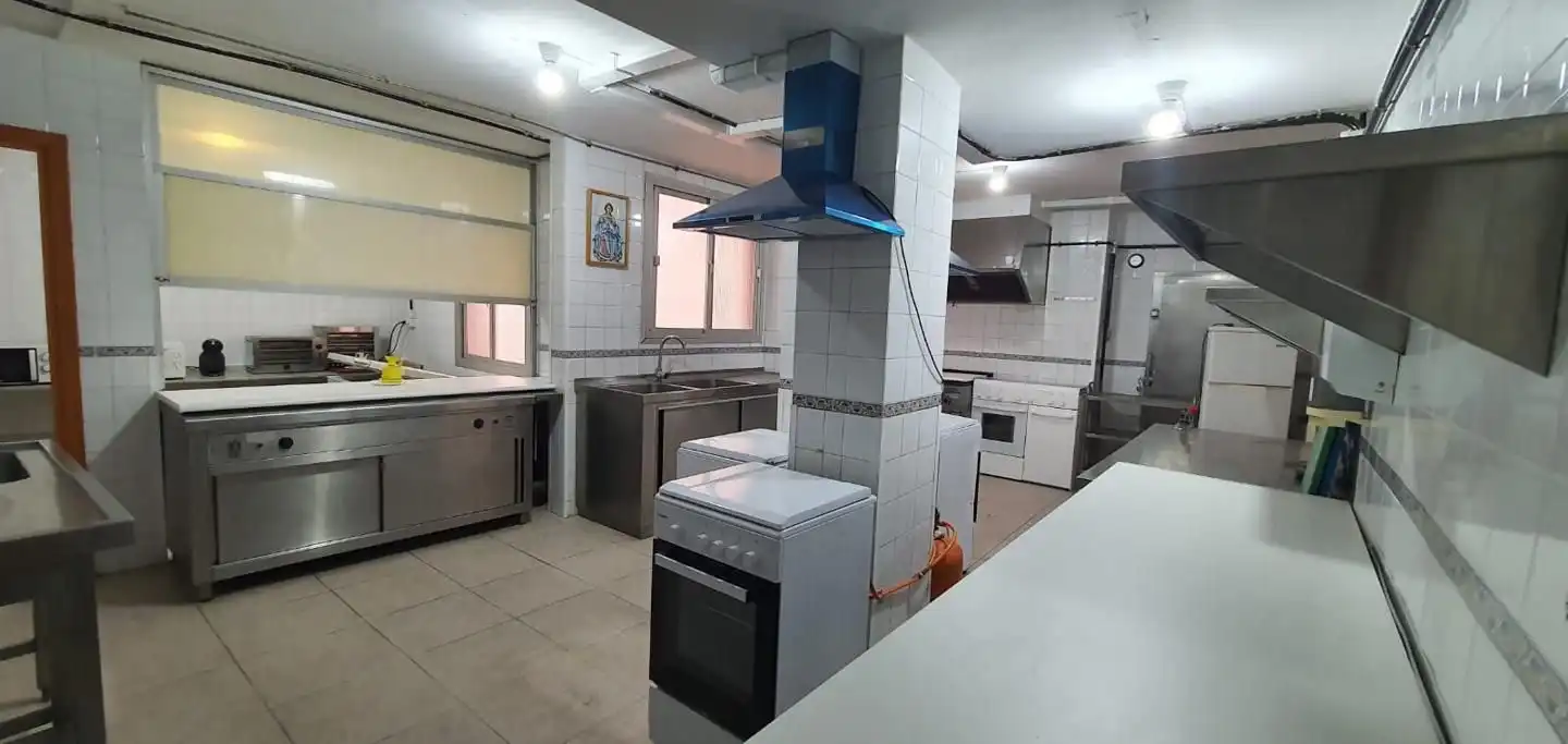 Estudio de alquiler en Calle Calle Melchor Almagro, Centro - Sagrario