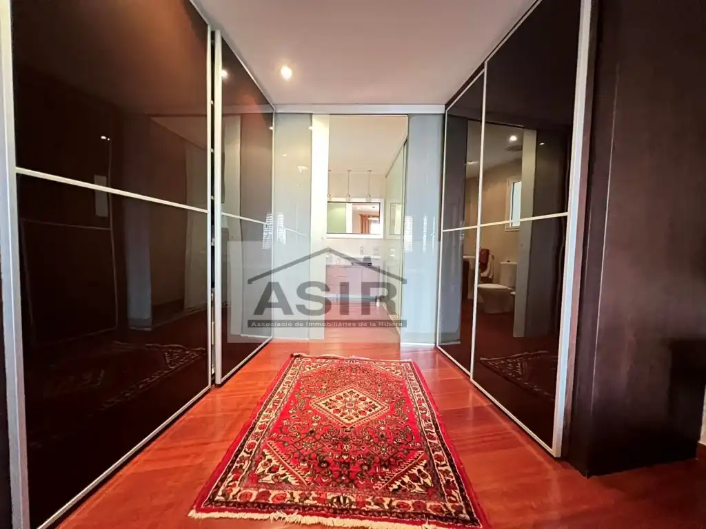 Flat for rent in Plaza Major, Centre
