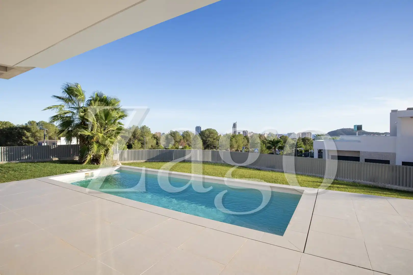 Casa in vendita a Golf Bahía