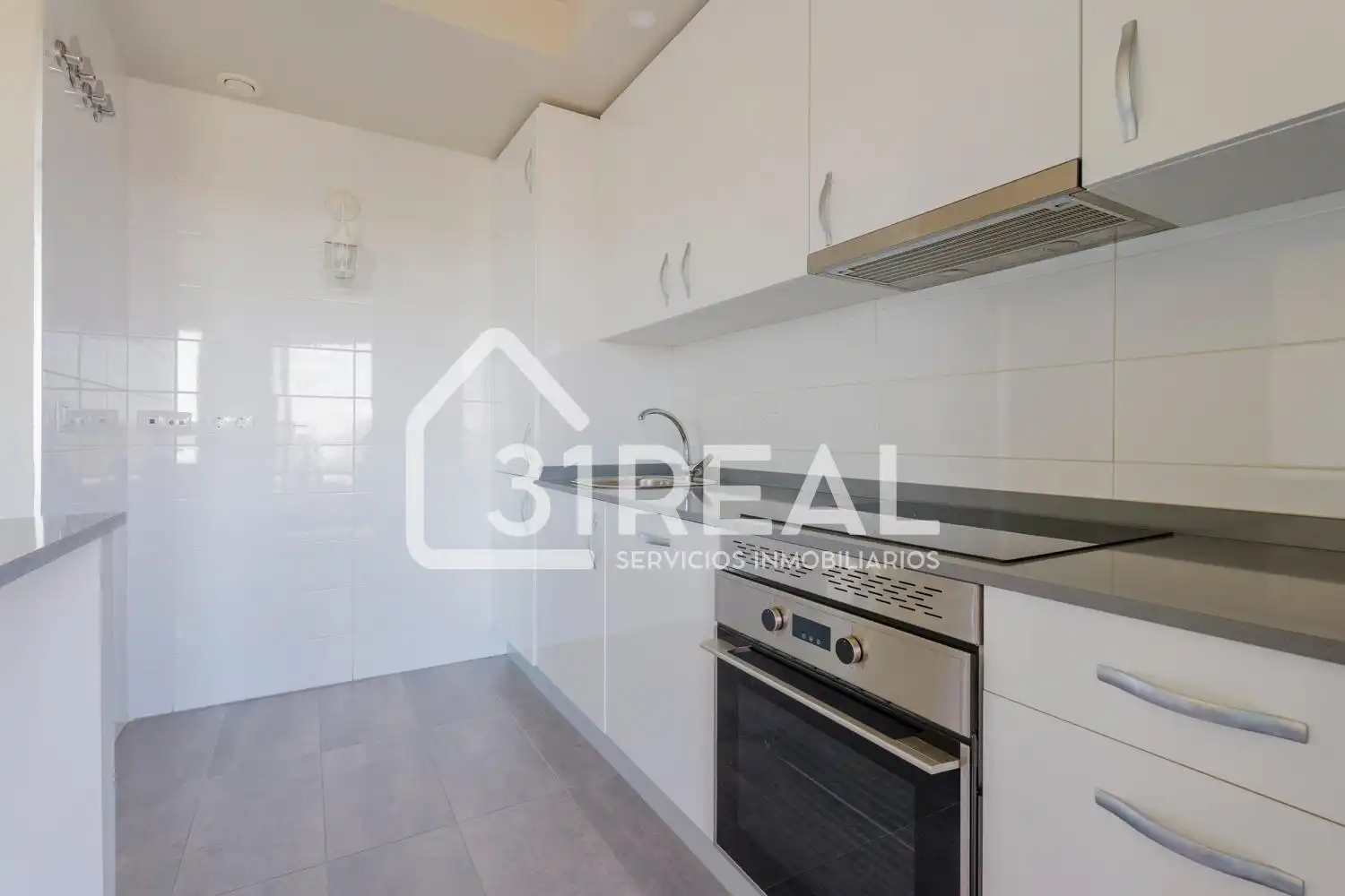 Küche von Wohnung zum Verkauf in Madrid mit Heizung, Privatgarten und Gemeinschaftspool
