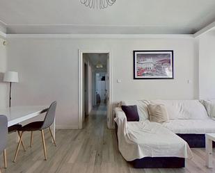 Living room of Flat to rent in  Madrid Capital  with Air Conditioner, Heating and Terrace