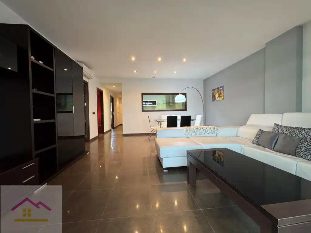 Sala d'estar de Pis en venda en Santa Magdalena de Pulpis amb Aire condicionat, Terrassa i Moblat
