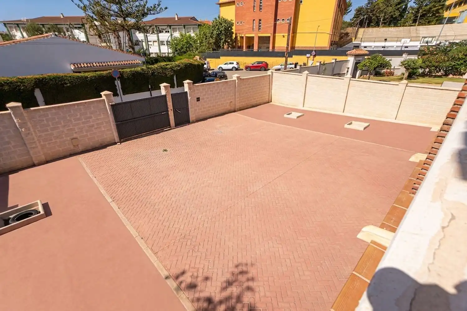 Aparcament de Casa o xalet en venda en Rincón de la Victoria amb Terrassa i Traster