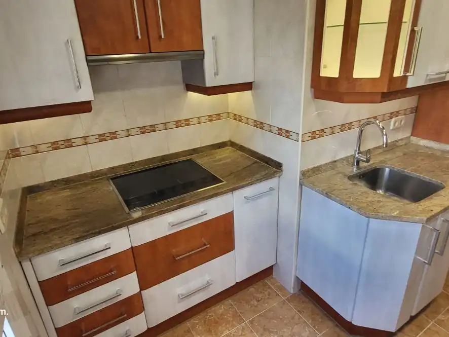 Cocina de Piso en venta en Alcorcón con Aire acondicionado y Terraza