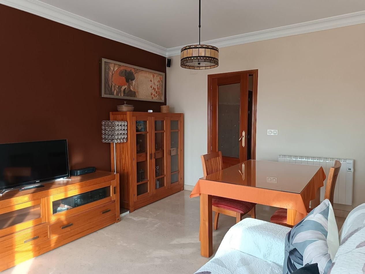 Menjador de Àtic en venda en Pinos Puente amb Calefacció, Terrassa i Balcó