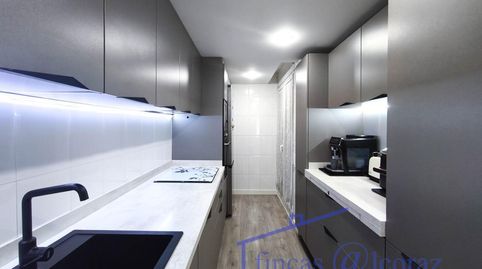 Foto 4 de Piso en venta en Cruz del Sur, Los Olivos, Huesca Capital