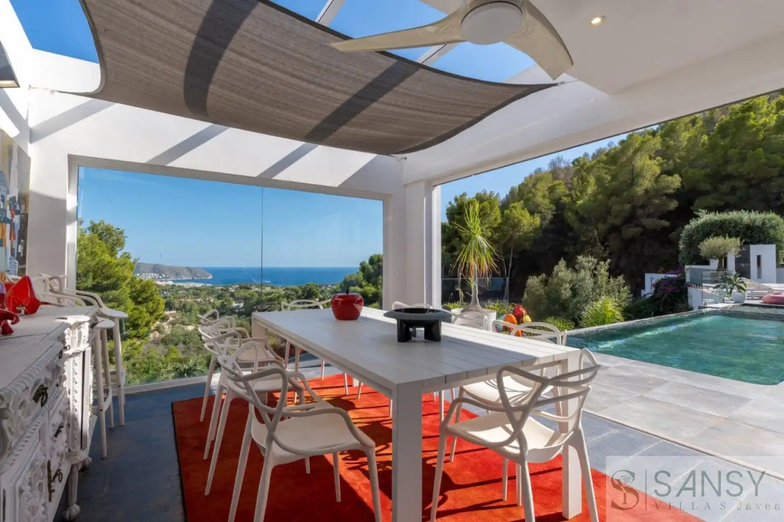 Detached house with pool for sale in Paichi