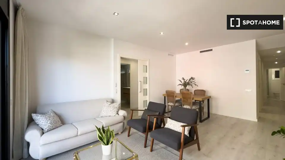 Appartamento con terrazza in affitto a Eixample, imagen 4
