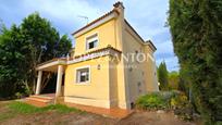 Exterior view of House or chalet for sale in L'Eliana  with Air Conditioner, Heating and Private garden