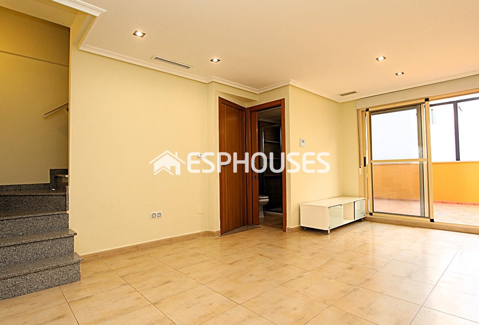 House or chalet for sale in Guardamar del Segura  with Air Conditioner, Storage room and Furnished