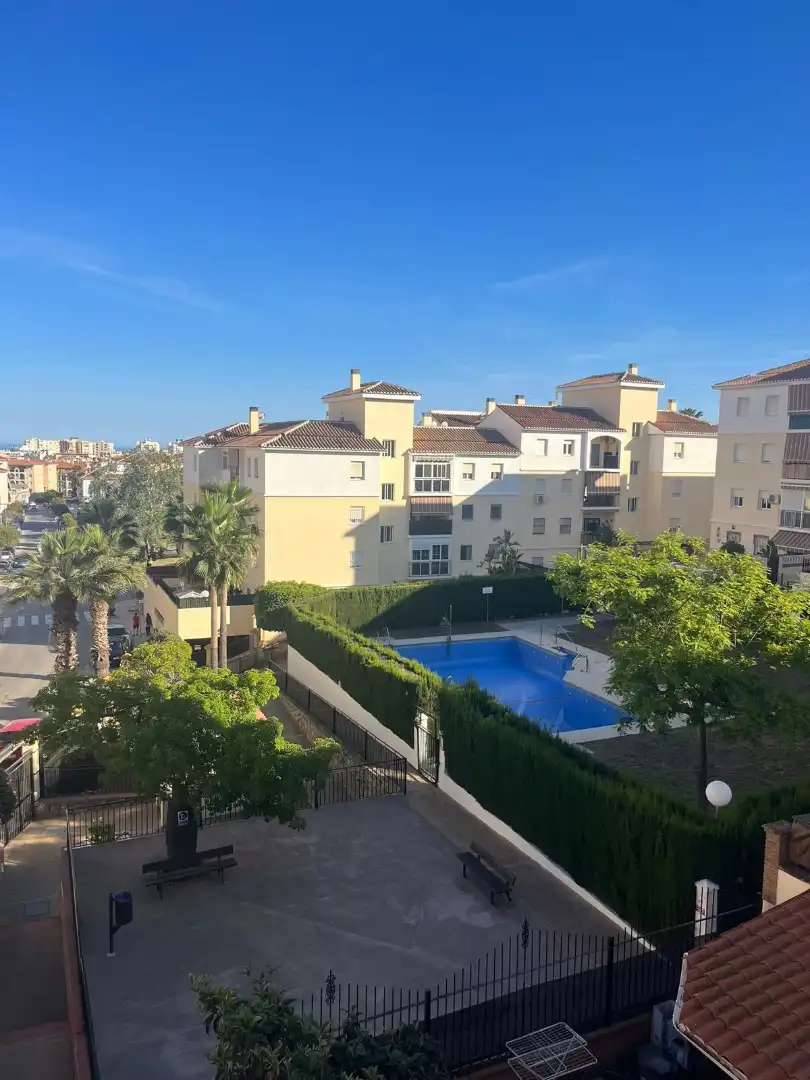 Wohnung mit Pool zum Verkauf in Torre del Mar
