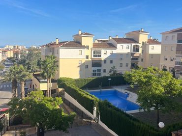 Wohnung mit Pool zum Verkauf in Torre del Mar