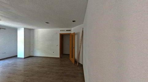 Photo 4 of Flat for sale in 3 de Abril de 1979, Haygon - Universidad, Alicante