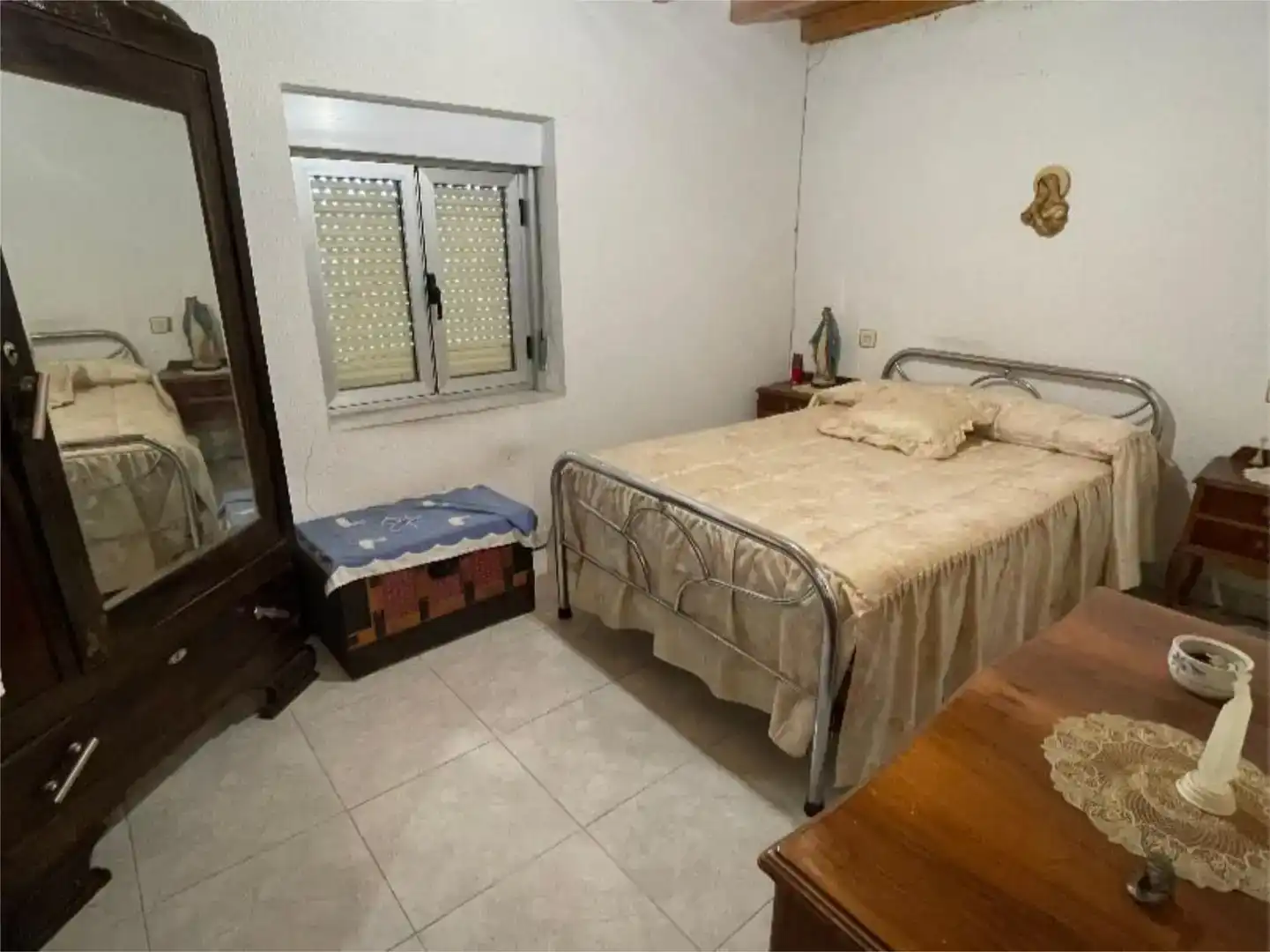 Habitación de Piso en venta en Las Veguillas  con Jardín privado y Trastero