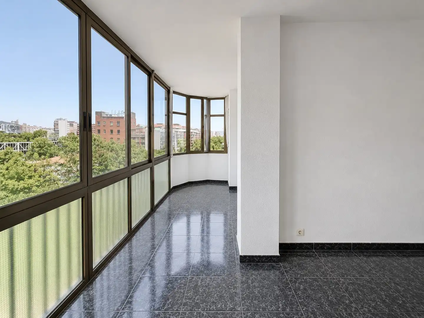 Terraza de Piso en venta en Barcelona con Balcón