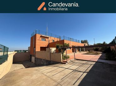 Xalet amb jardí en venda a San Mateo de Gállego