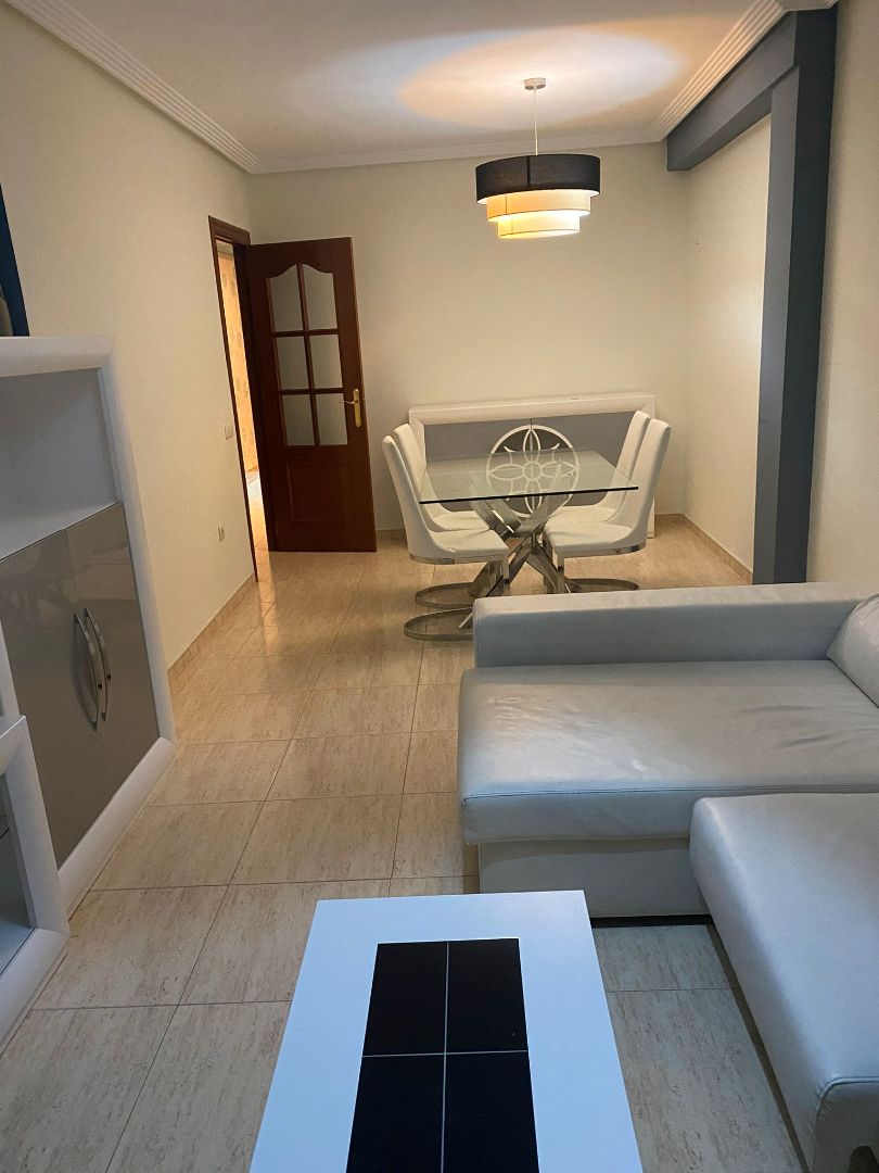 Sala d'estar de Pis en venda en  Almería Capital amb Terrassa i Balcó