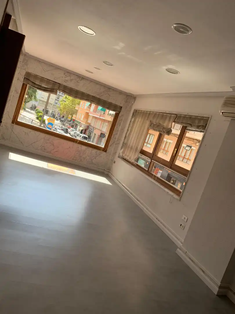 Dormitori de Local en venda en Ibi amb Calefacció, Alarma i Domòtica
