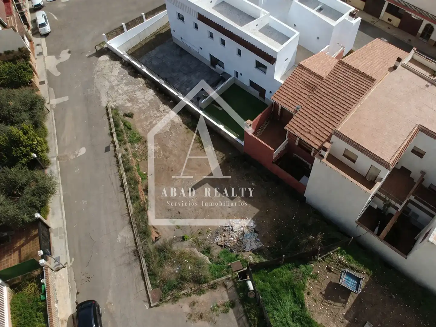 Terreny residencial en venda a Calle Alpujarra 1