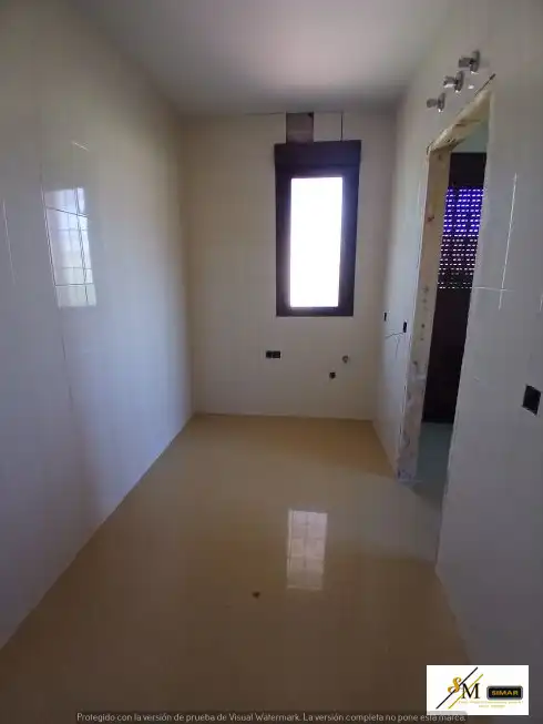 Bany de Casa o xalet en venda en Layos amb Jardí privat