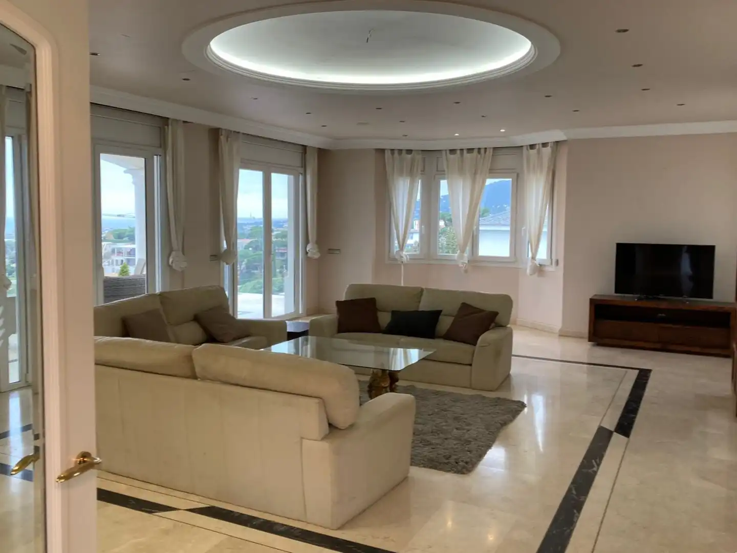 Sala de estar de Casa o chalet de alquiler en Cabrils con Aire acondicionado, Calefacción y Jardín privado