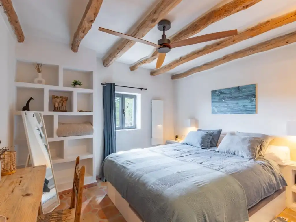 Dormitori de Casa o xalet en venda en Torremanzanas / La Torre de les Maçanes amb Aire condicionat, Jardí privat i Piscina