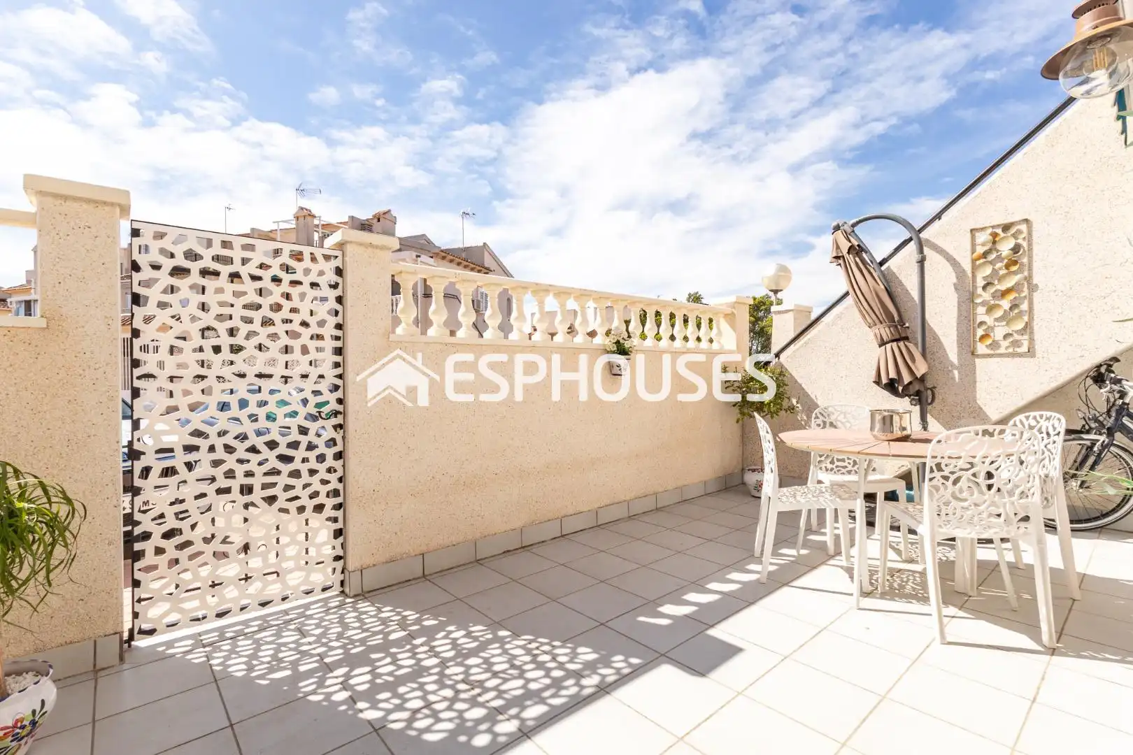 Terraza de Planta baja en venta en Guardamar del Segura con Aire acondicionado, Terraza y Balcón