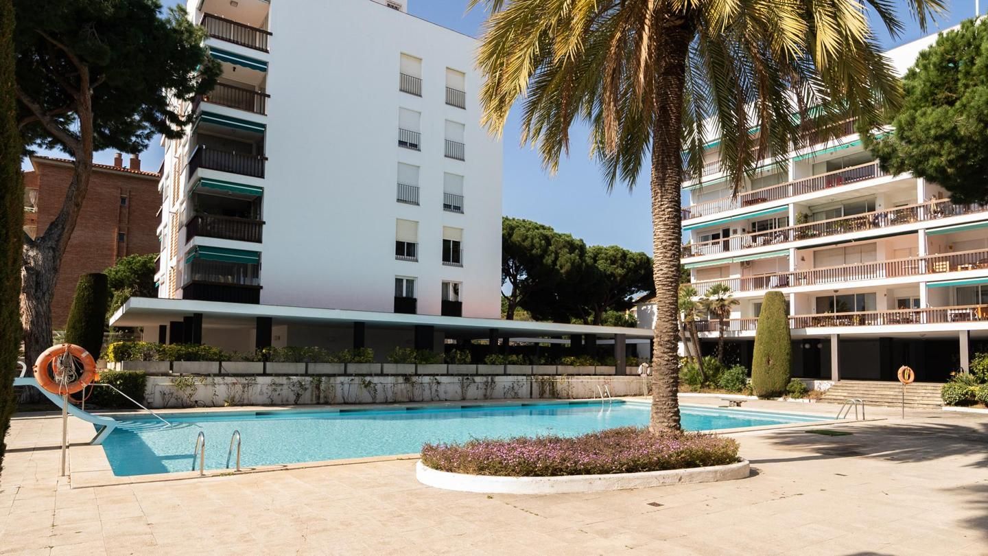 Piscina de Àtic en venda en Sant Andreu de Llavaneres amb Aire condicionat, Terrassa i Traster