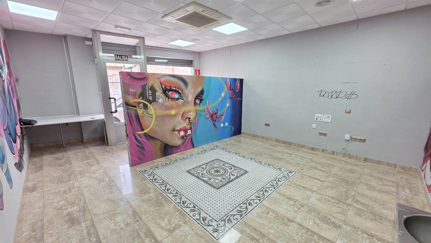 Premises to rent in Las Gabias  with Air Conditioner