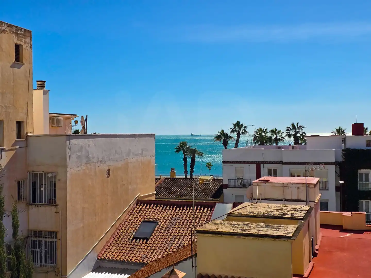 Vista exterior de Casa o xalet en venda en Málaga amb Aire condicionat, Calefacció i Terrassa