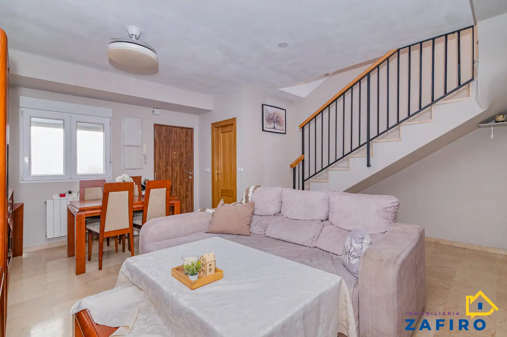 Wohnzimmer von Haus oder Chalet zum Verkauf in Alhendín mit Heizung, Parkett und Abstellraum