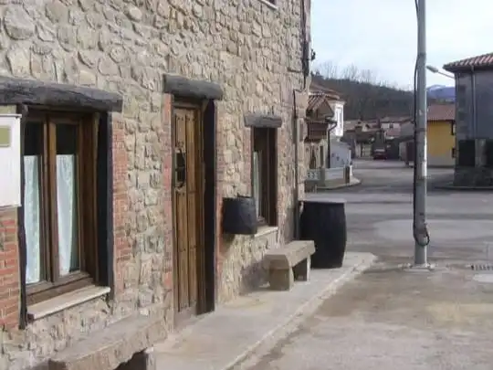 Vista exterior de Casa o xalet en venda en Arenas de Iguña amb Aire condicionat i Balcó