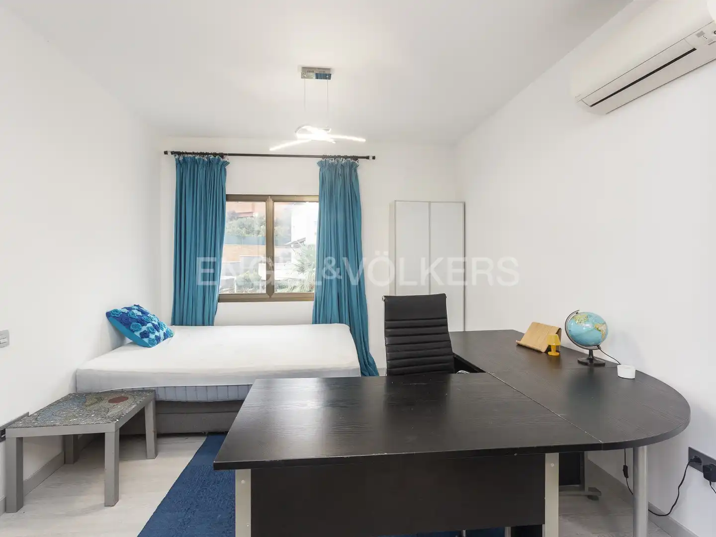 Bedroom of Houses for rent in Castelldefels  with Air Conditioner, Heating and Private garden