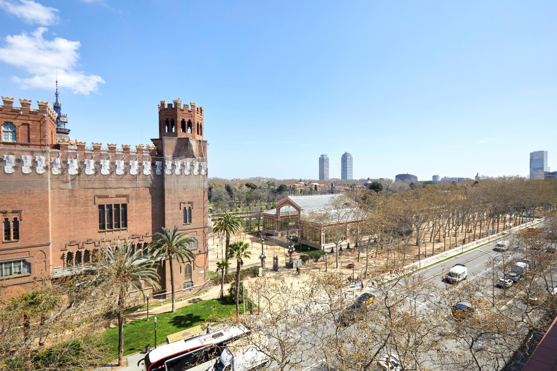 Exterior view of Attic for sale in  Barcelona Capital  with Heating, Terrace and Storage room