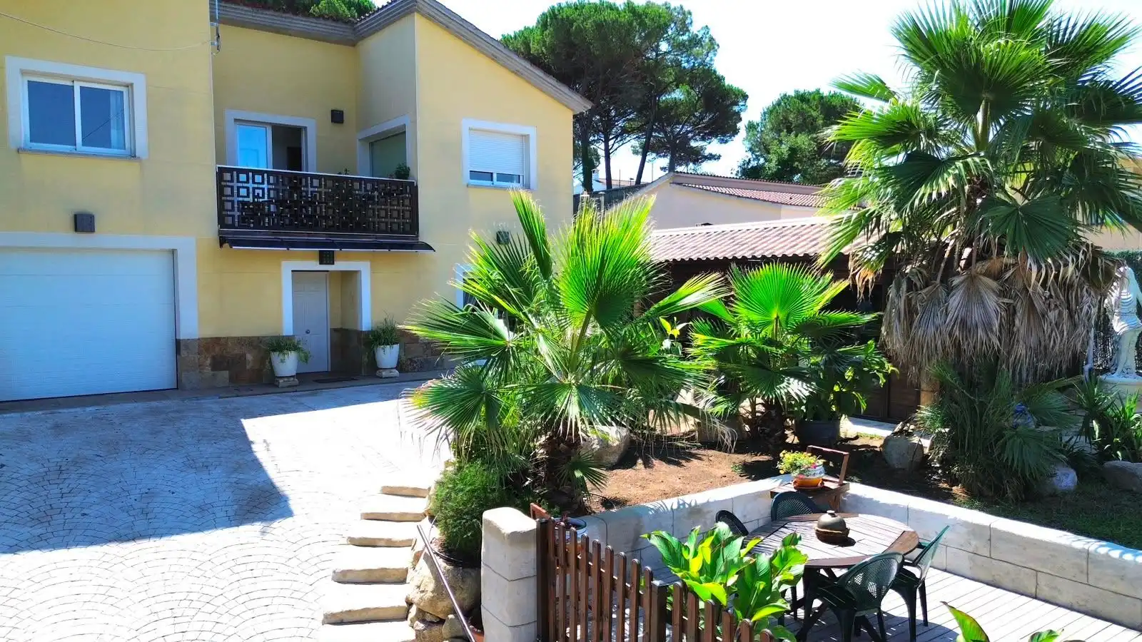 Casa amb piscina en venda a Lloret Blau - La Creu de Lloret