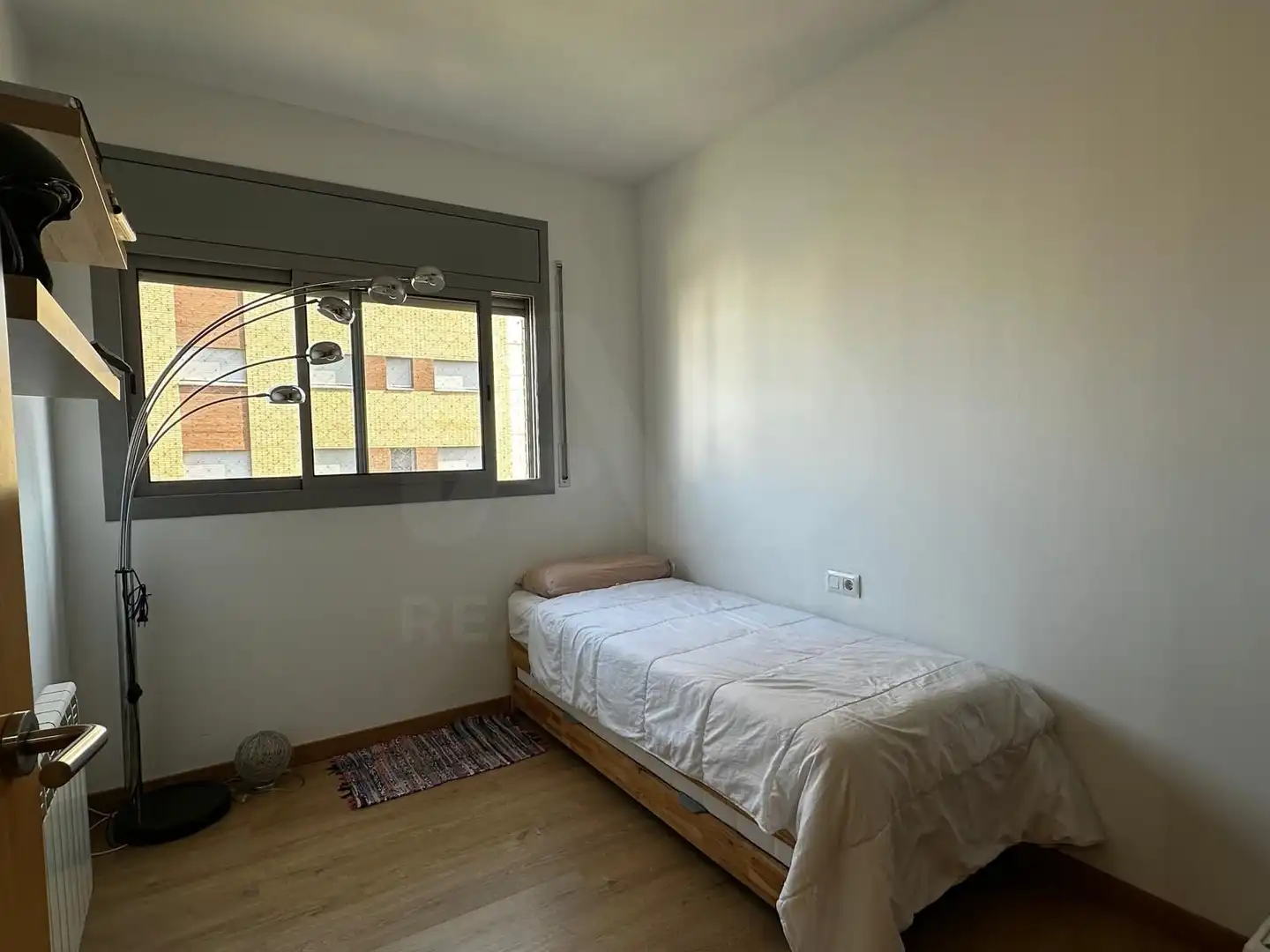 Dormitori de Pis en venda en Barberà del Vallès amb Aire condicionat, Calefacció i Terrassa