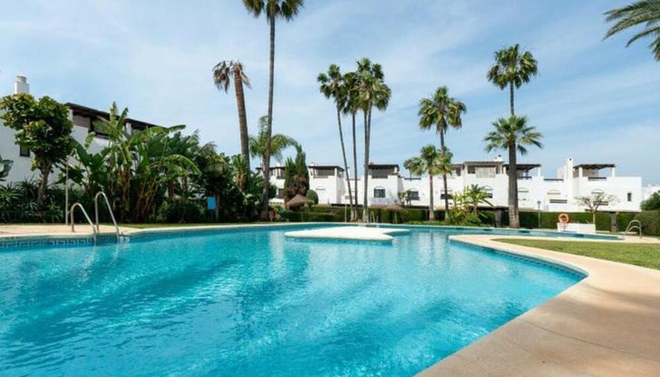 Photo 1 of Single-family semi-detached for sale in Guadalmina Baja, Málaga