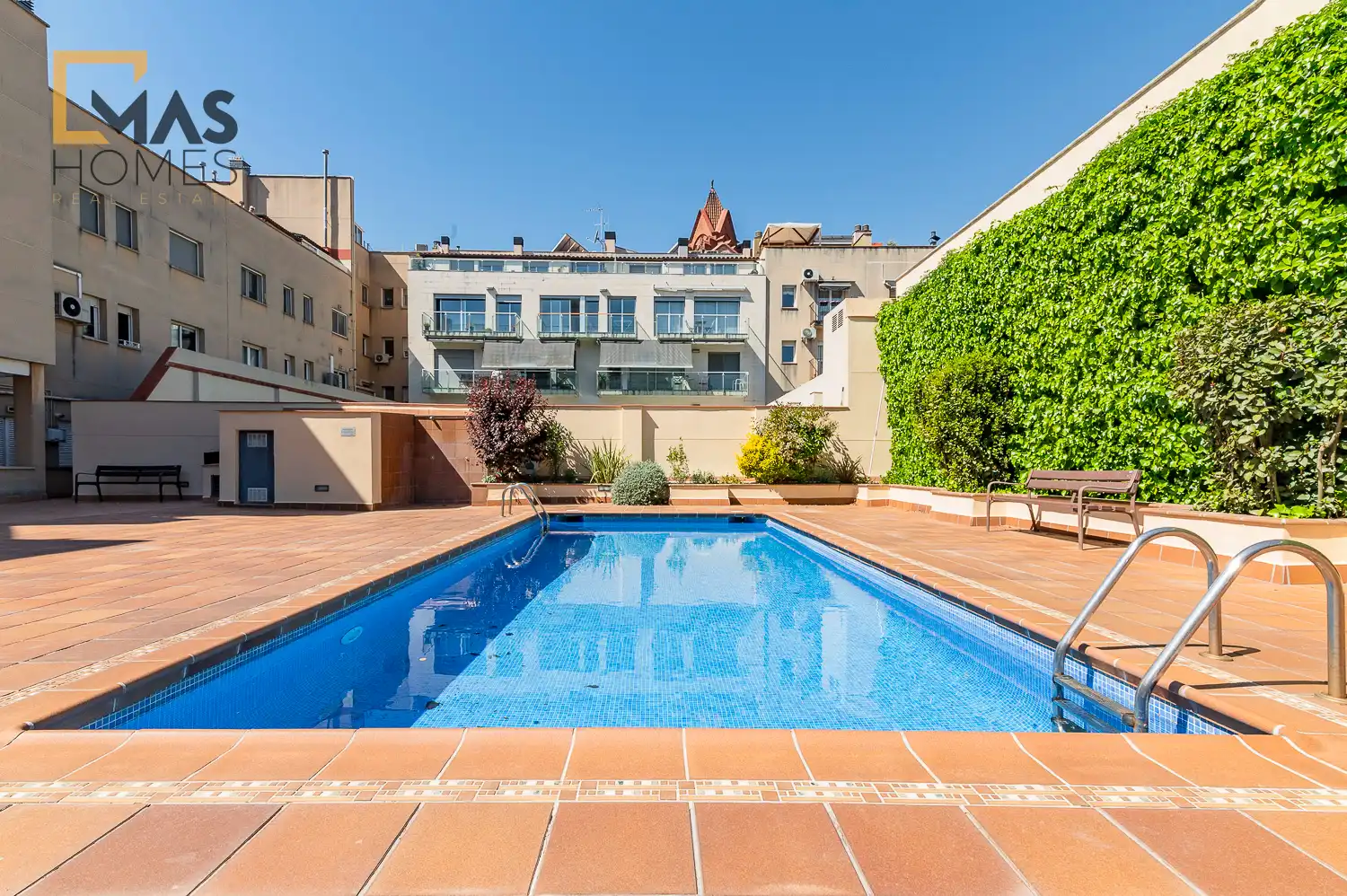 Ático con terraza en venta en Carrer de l'Escola Pia, imagen 49