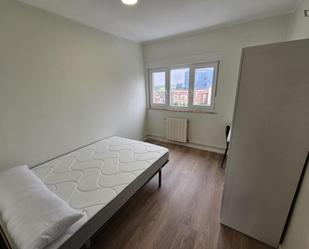 Bedroom of Apartment to share in Oviedo   with Furnished, Oven and Washing machine