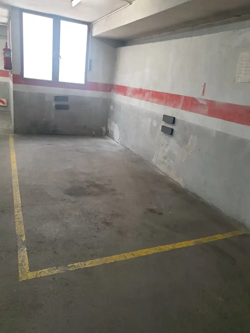 Individuel avec ascenseur à vendre à Carrer de la Lluna 11, imagen 8