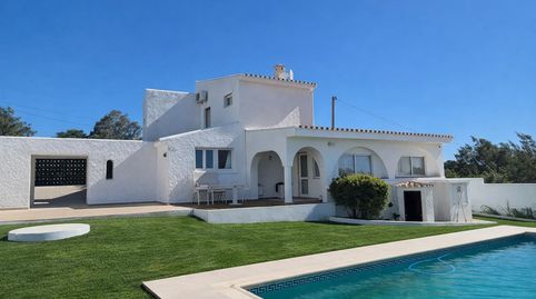 🌅 Villa con Vistas Panorámicas a Gibraltar y el Mediterráneo en Punta Chullera