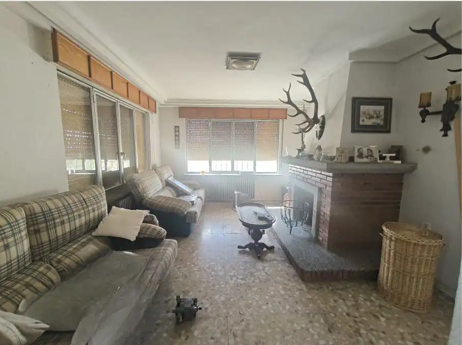 Sala de estar de Casa o chalet en venta en Cabrerizos con Calefacción, Terraza y Trastero