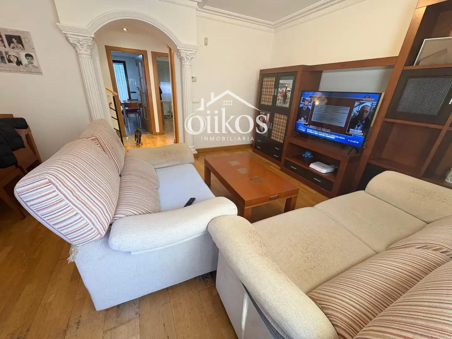 Sala de estar de Casa adosada en venta en Salamanca con Calefacción y Balcón