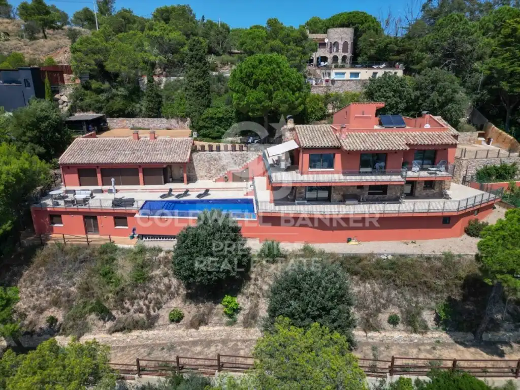 Casa en venta en Calle Magnolia, imagen 2