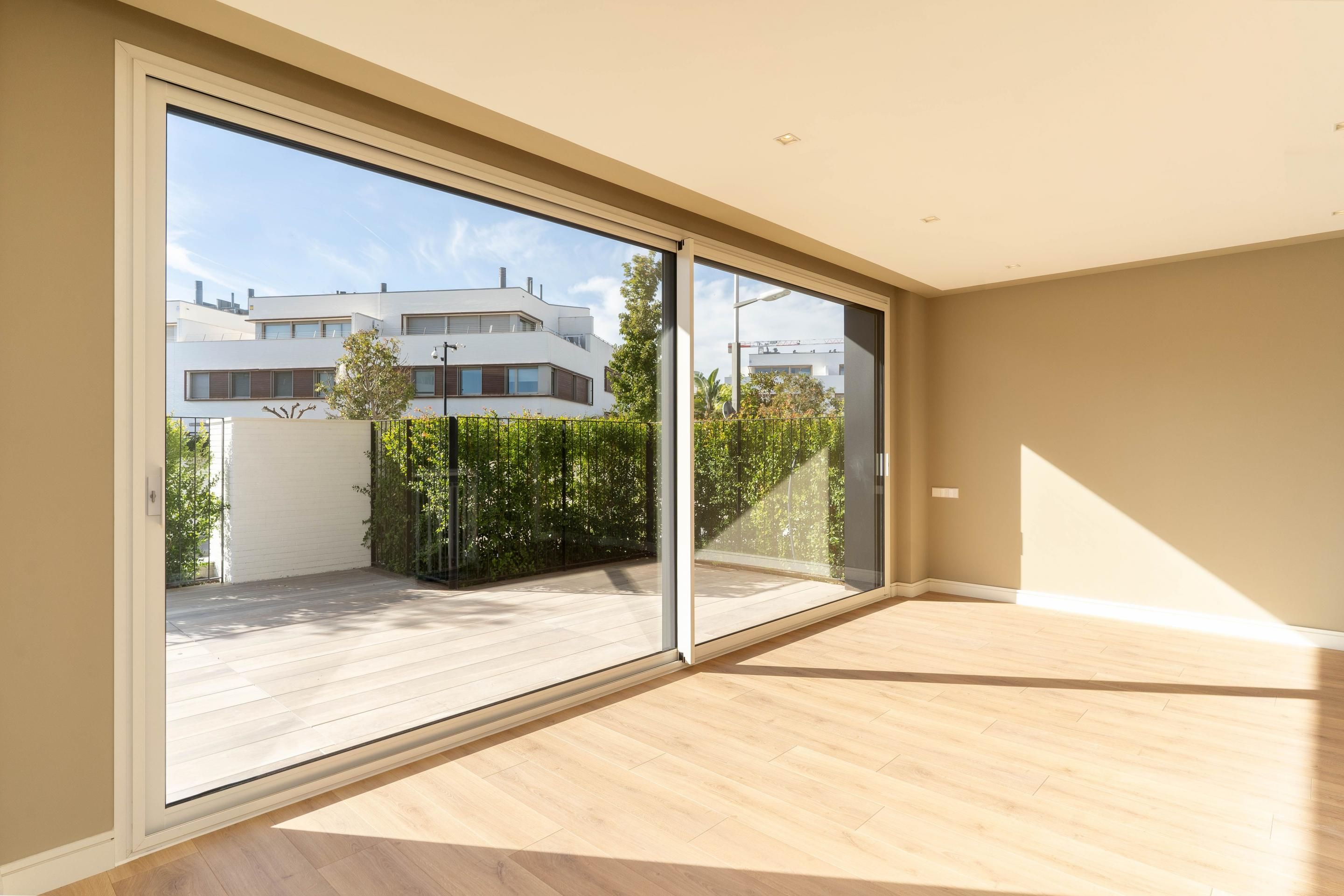 Flat to rent in Sabadell  with Private garden, Terrace and Storage room