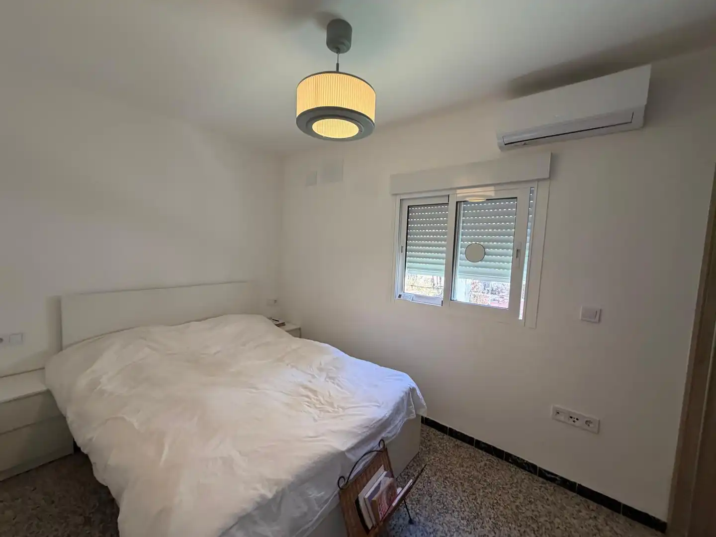 Dormitori de Casa adosada en venda en Benalmádena amb Aire condicionat, Terrassa i Moblat