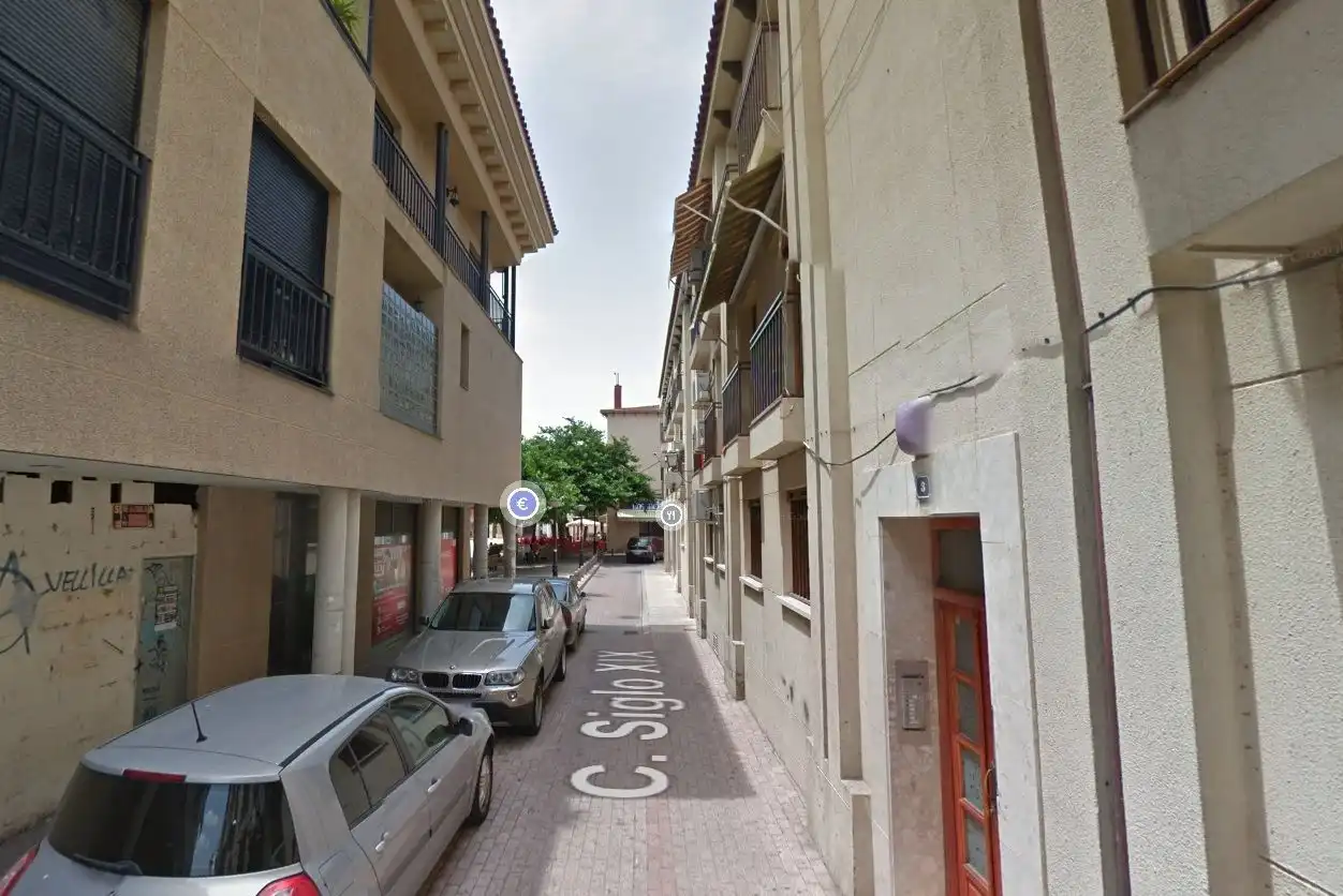 Flat for sale in Velilla de San Antonio