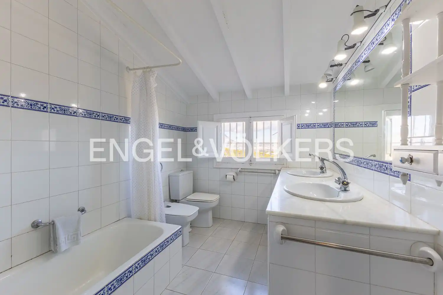 Bathroom of Houses for sale in Jávea / Xàbia  with Heating, Private garden and Storage room