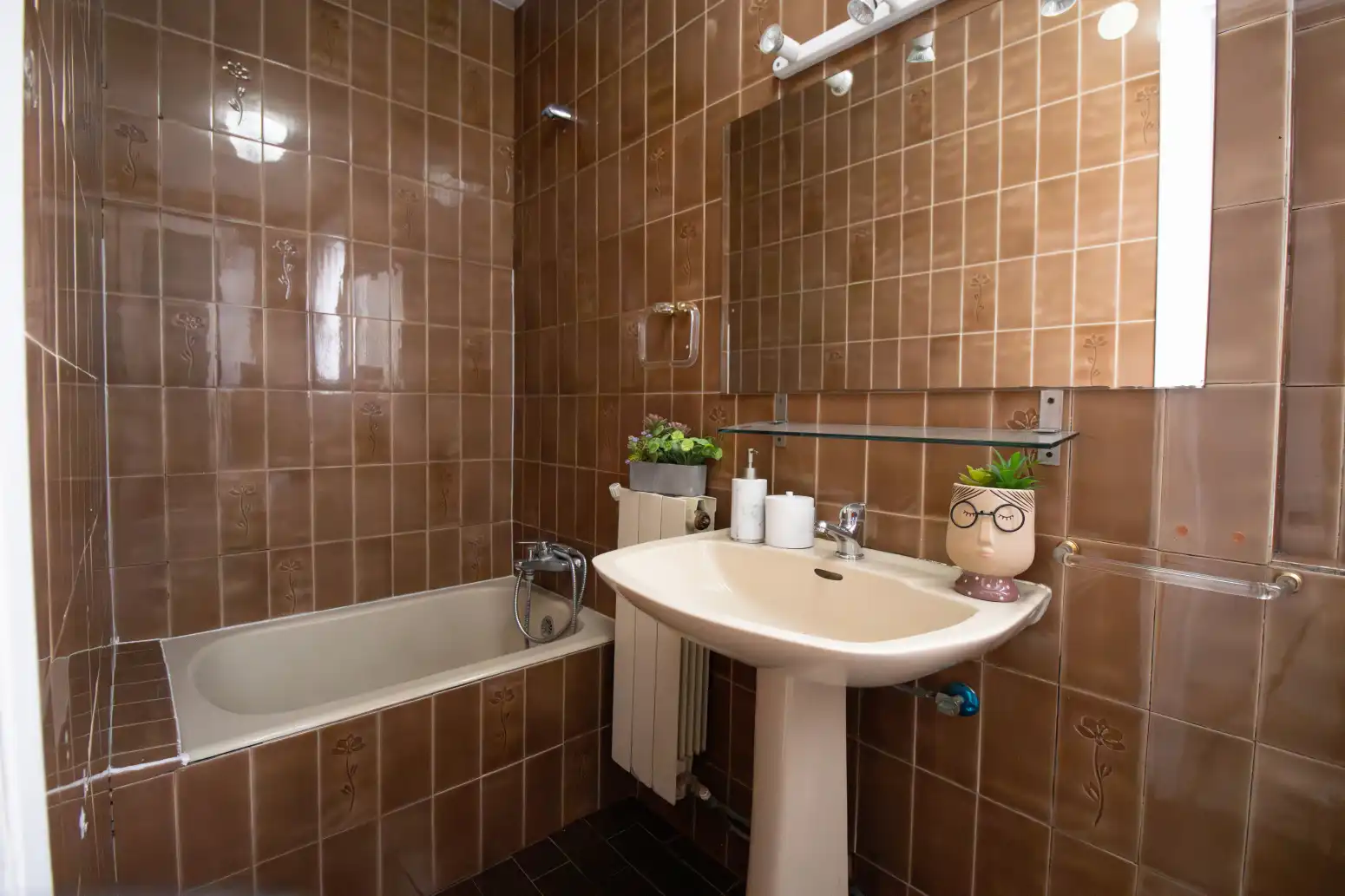 Baño de Piso en venta en  Pamplona / Iruña con Calefacción y Parquet